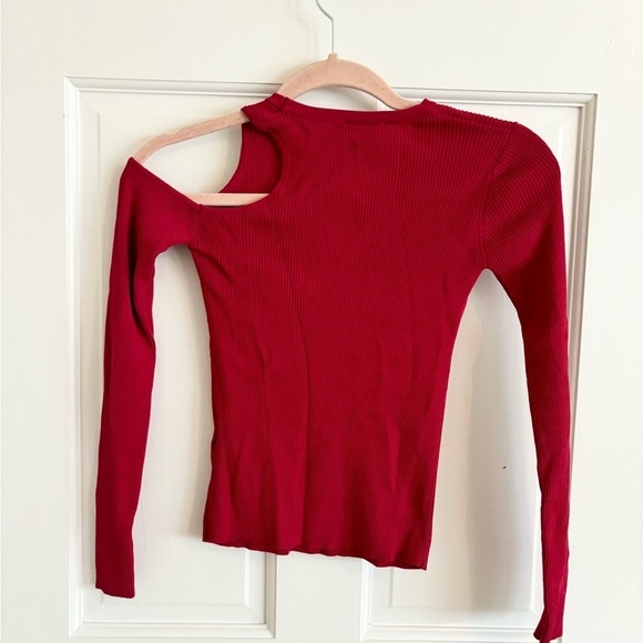 Lea & Viola red ribbed cut out shoulder long sleeve sweater top size XS - Picture 4 of 4